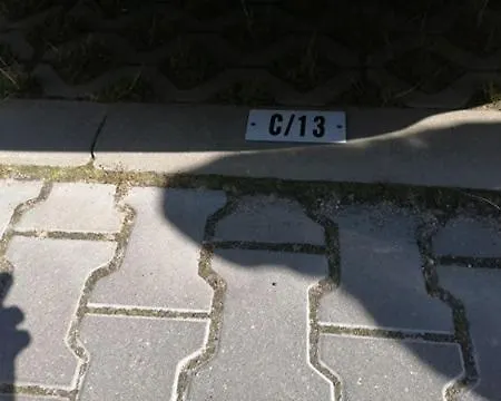 Apartament C13 Lägenhet